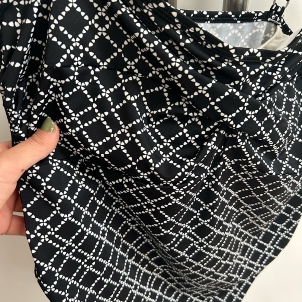 Pattern Tankini Top Size 16 - Picture 3 of 11
